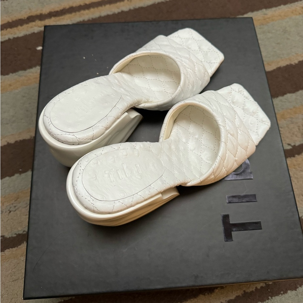 BNIB Tibi Kenji sandals in 36